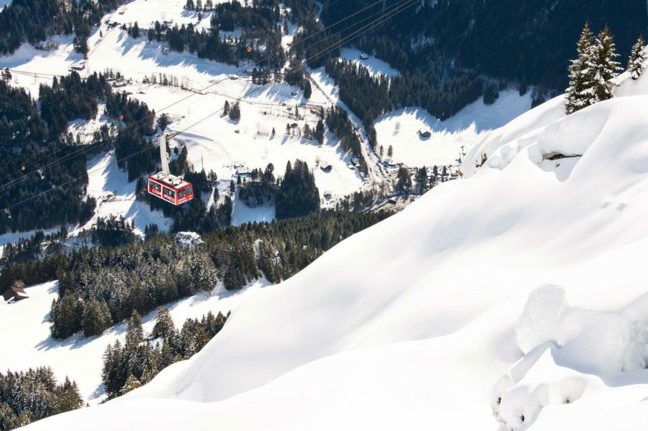 Bel Appartement Au Centre De Champery Avec Vue Exterior photo